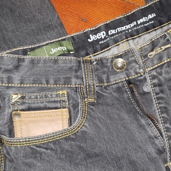 NWOT Mens Jeep straight leg jeans - Picture 2 of 6